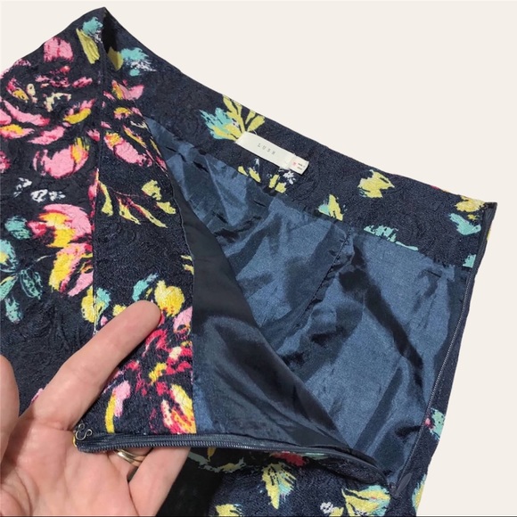 Lush Lace Scalloped Skirt - Picture 5 of 9